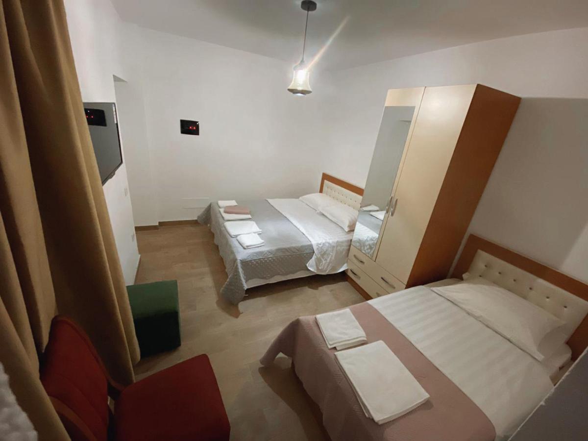 Avdi Rexha Hotel